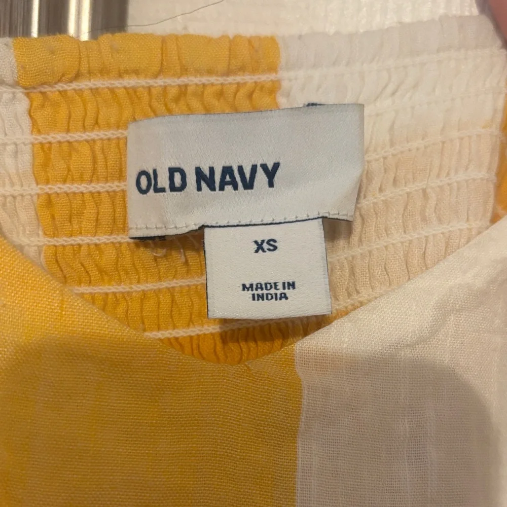 Old Navy Yellow and White Maxi Dress - Picture 2 of 3